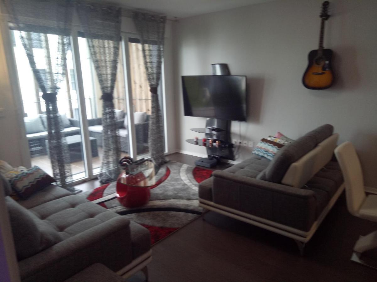 Bel Appartement T2 Pres Du Lac Avc Un Parking Prive Bordeaux Ngoại thất bức ảnh